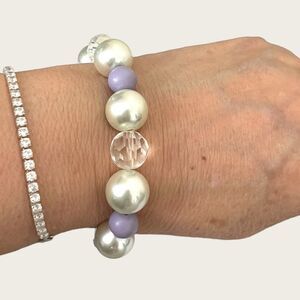 Large faux pearls purple beads & clear crystal stretchy bracelet